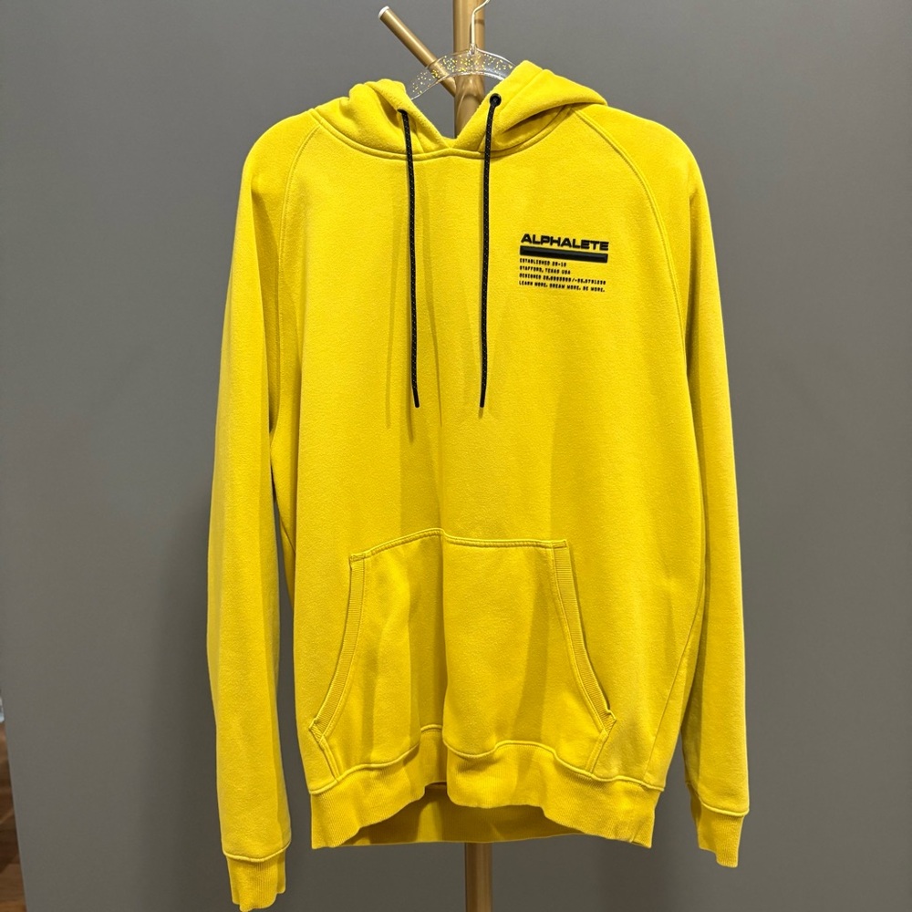 Alphalete Pullover Hoodie Yellow Citron Logo Sweatshirt Size XL